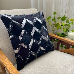20x20 Black & Silver Cowhide Pillow